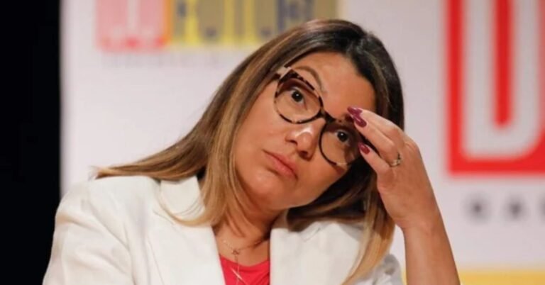 Janja tenta se aproximar de mulheres evangélicas